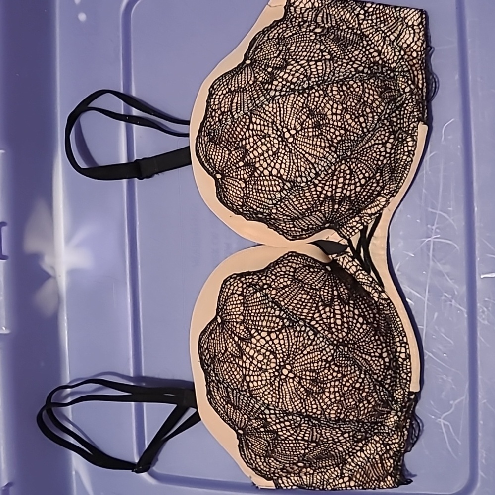 Victoria Secret Very Sexy multiway bra 32dd